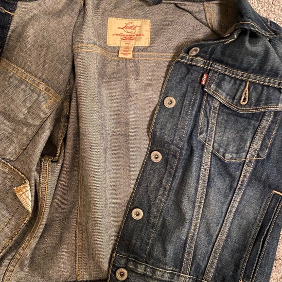 Levi's Original Women’s button down Jean Jacket Size S - Picture 4 of 8